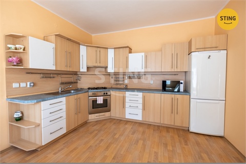 Prodej rodinného domu, 192 m² - 2