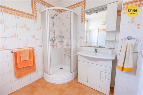 Prodej rodinného domu, 192 m² - 2