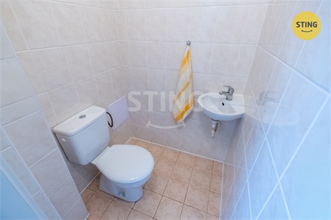 Prodej rodinného domu, 192 m² - 8
