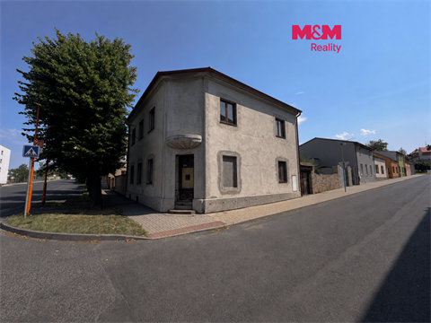 Prodej rodinného domu, 233 m² 2