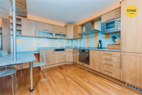 Prodej bytu 3kk, 71 m² 0