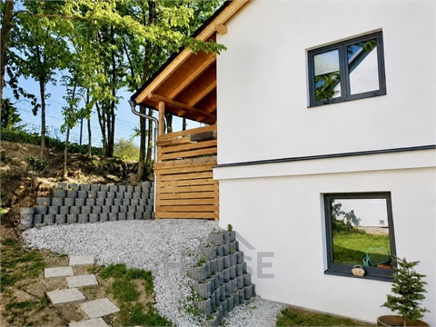 Prodej rodinného domu, 211 m² - 8