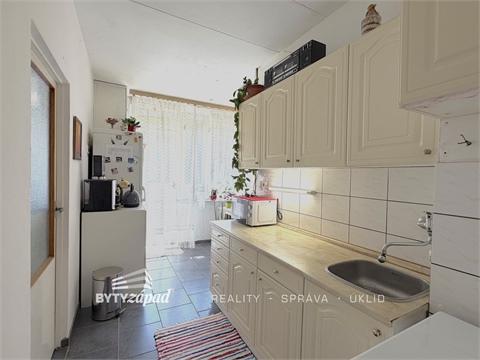 Prodej bytu 2+1, 66 m² - 2