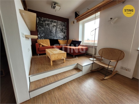 Pronájem bytu 1+1, 39 m² 2