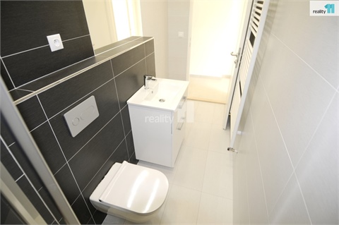 Pronájem bytu 2kk, 50 m² 12