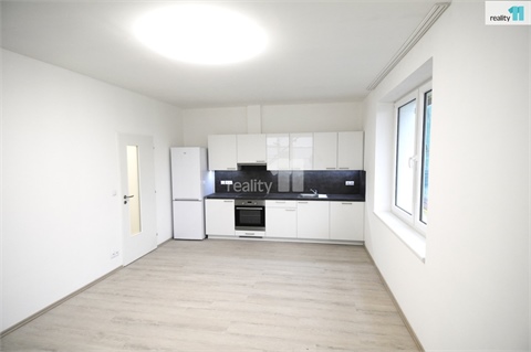 Pronájem bytu 2kk, 50 m² - 2