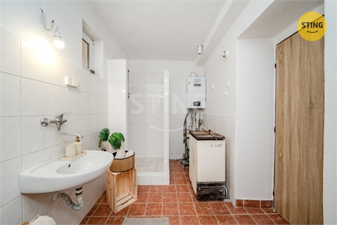 Prodej rodinného domu, 99 m² - 10