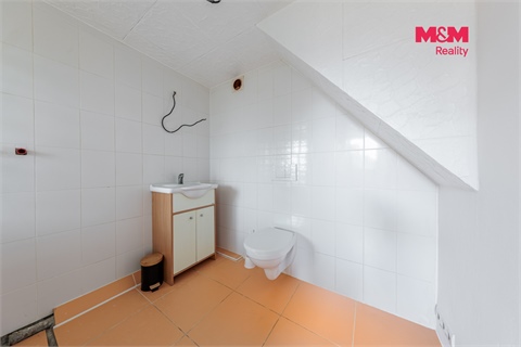 Prodej rodinného domu, 100 m² - 24