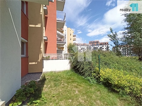 Pronájem bytu 1kk, 38 m² 6