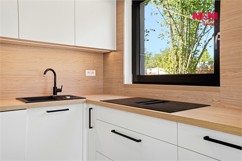 Prodej rodinného domu, 118 m² - 10