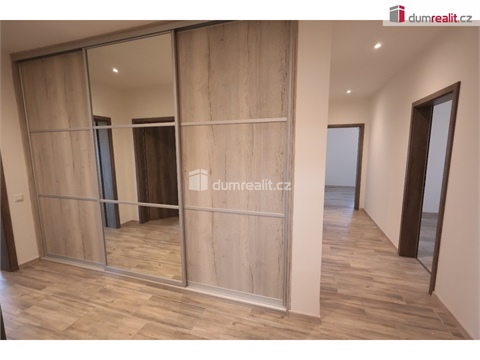 Pronájem rodinného domu, 152 m² 12