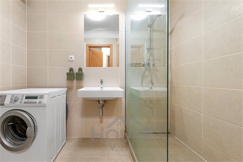 Prodej bytu 2kk, 60 m² - 18