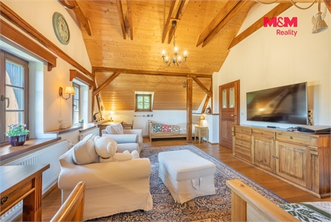Prodej rodinného domu, 223 m² - 2