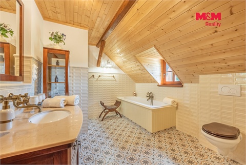 Prodej rodinného domu, 223 m² - 4