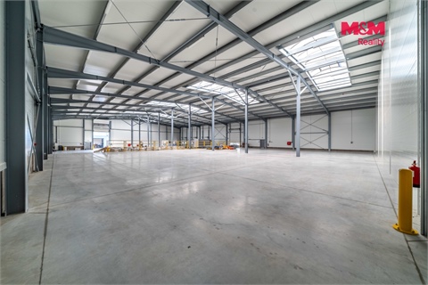 Pronájem skladu / haly, 3 885 m² - 6