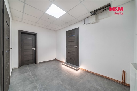 Pronájem skladu / haly, 3 885 m² 24