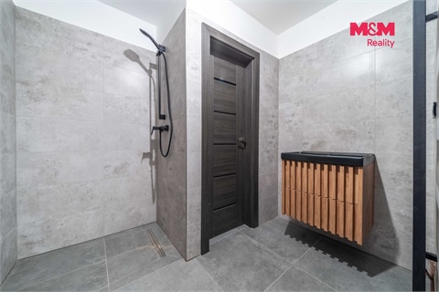 Pronájem skladu / haly, 3 885 m² 22