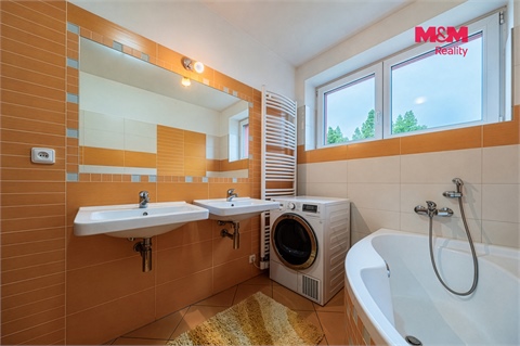 Prodej rodinného domu, 100 m² 22
