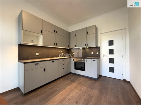 Pronájem bytu 3+1, 68 m² - 4