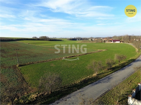 Prodej stavebního pozemku, 1 167 m² 0