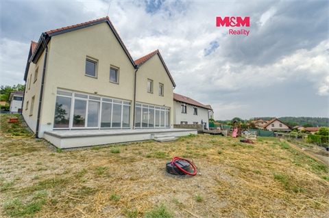 Pronájem rodinného domu, 124 m² 0