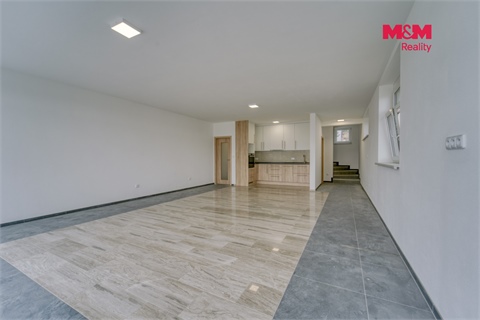 Pronájem rodinného domu, 124 m² - 0