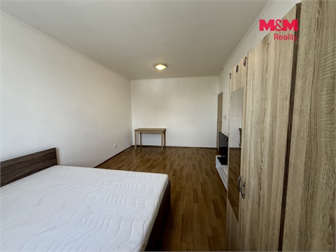 Pronájem bytu 1+1, 37 m² - 2