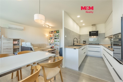 Prodej bytu 4+1, 86 m² 0