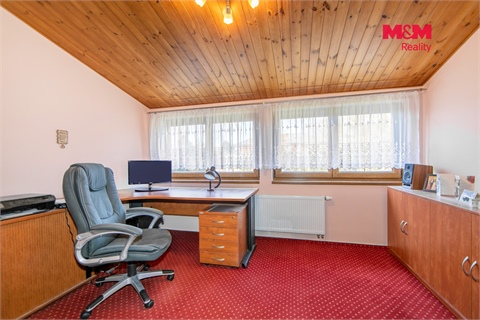 Prodej rodinného domu, 230 m² - 24