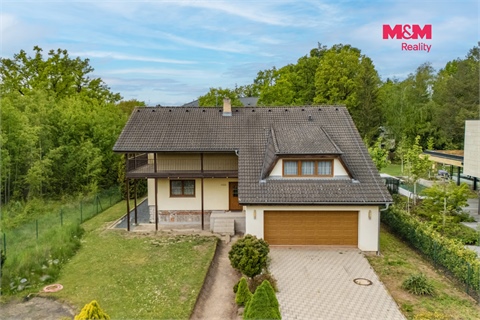 Prodej rodinného domu, 230 m² 14