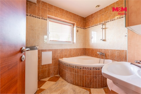 Prodej rodinného domu, 121 m² - 18