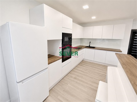 Prodej bytu 3+1, 76 m² - 12