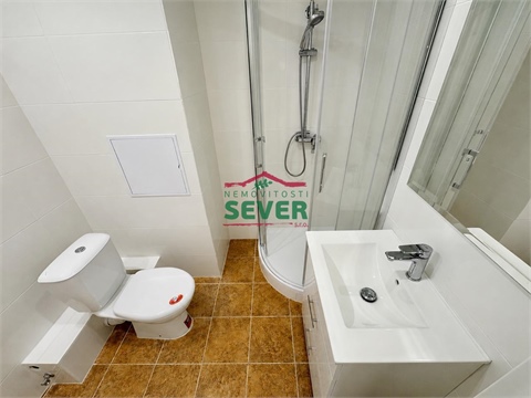 Prodej bytu 1+1, 27 m² 8