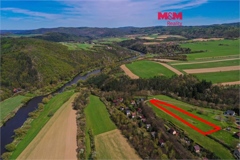 Prodej stavebního pozemku, 3 518 m² 0