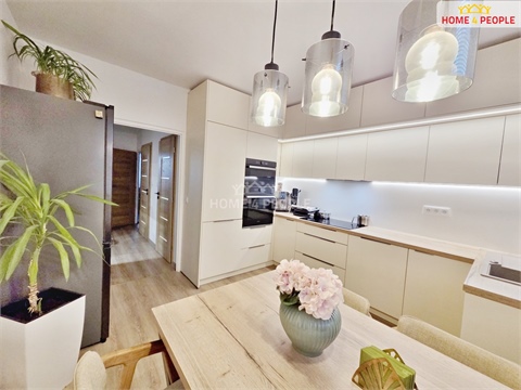 Prodej bytu 4+1, 103 m² 0