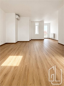 Pronájem atypického bytu, 142 m² 0