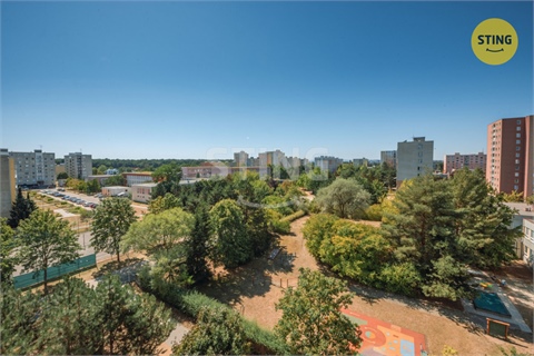 Prodej bytu 1+1, 52 m² 12