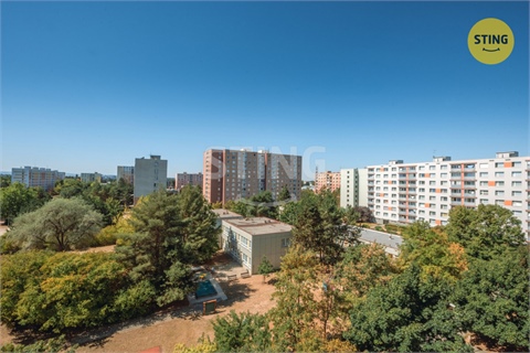 Prodej bytu 1+1, 52 m² 14