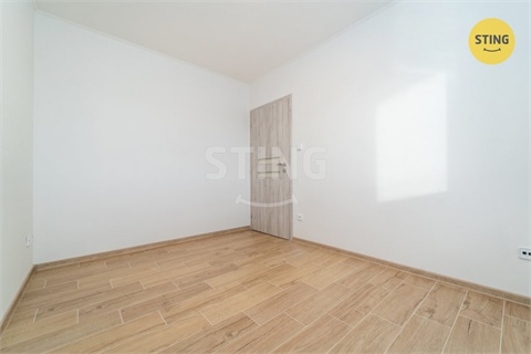 Pronájem rodinného domu, 100 m² 6