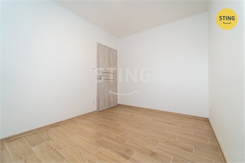 Pronájem rodinného domu, 100 m² 8