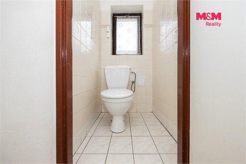 Prodej rodinného domu, 128 m² - 6