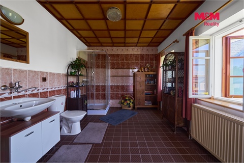 Prodej rodinného domu, 263 m² - 12