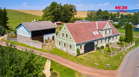 Prodej rodinného domu, 263 m² - 28