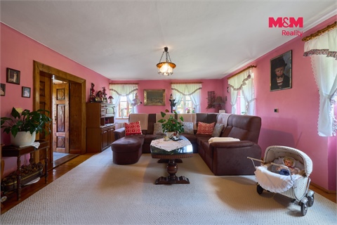 Prodej rodinného domu, 263 m² - 4