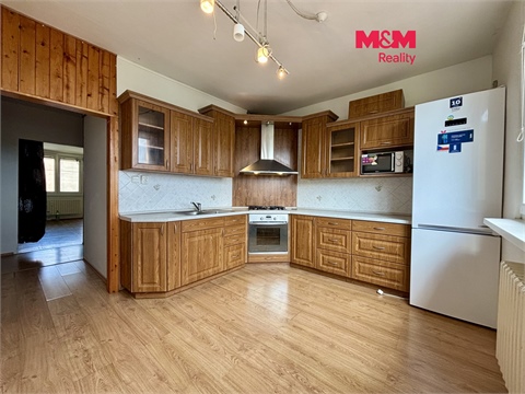 Pronájem bytu 3+1, 70 m² 0