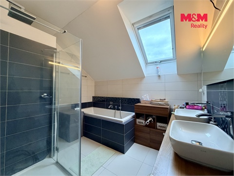 Prodej bytu 4kk, 123 m² 10