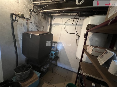 Prodej rodinného domu, 220 m² - 10