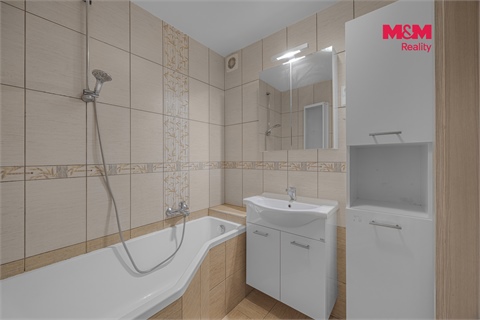 Prodej bytu 3+1, 57 m² 2