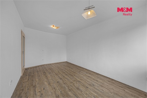 Prodej bytu 3+1, 57 m² 12