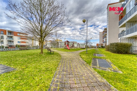 Pronájem bytu 1kk, 44 m² 8